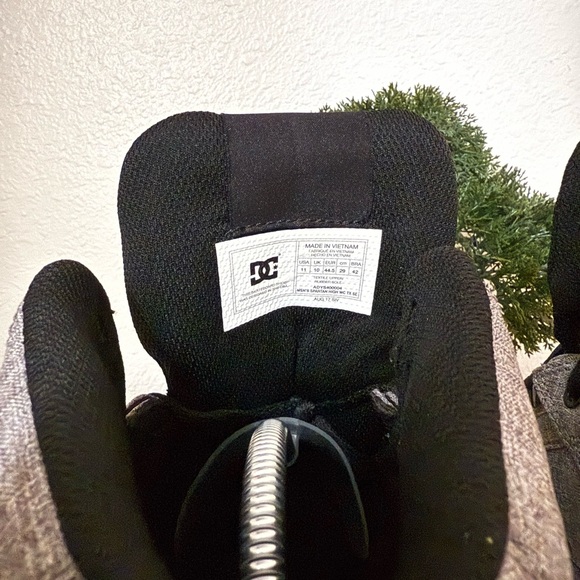 DC Men's Black and Gray High-Top Sneakers - Picture 5 of 7